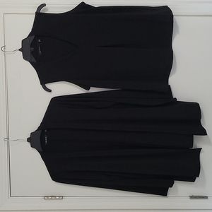 Iman Large 2pc set Black Topper and V Neck shell